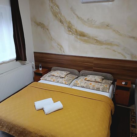 Apartament Boglarka Vendeghaz Mosonmagyaróvár Zewnętrze zdjęcie