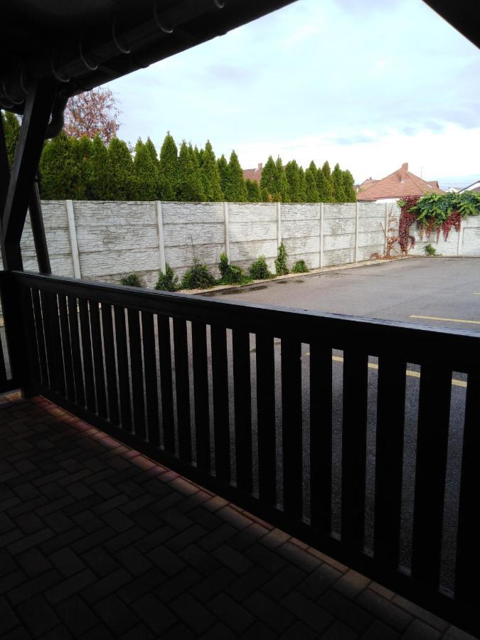 Apartament Boglarka Vendeghaz Mosonmagyaróvár Zewnętrze zdjęcie