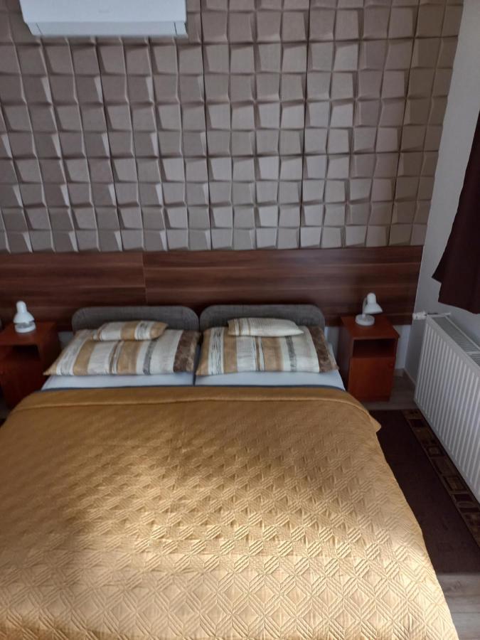 Apartament Boglarka Vendeghaz Mosonmagyaróvár Zewnętrze zdjęcie
