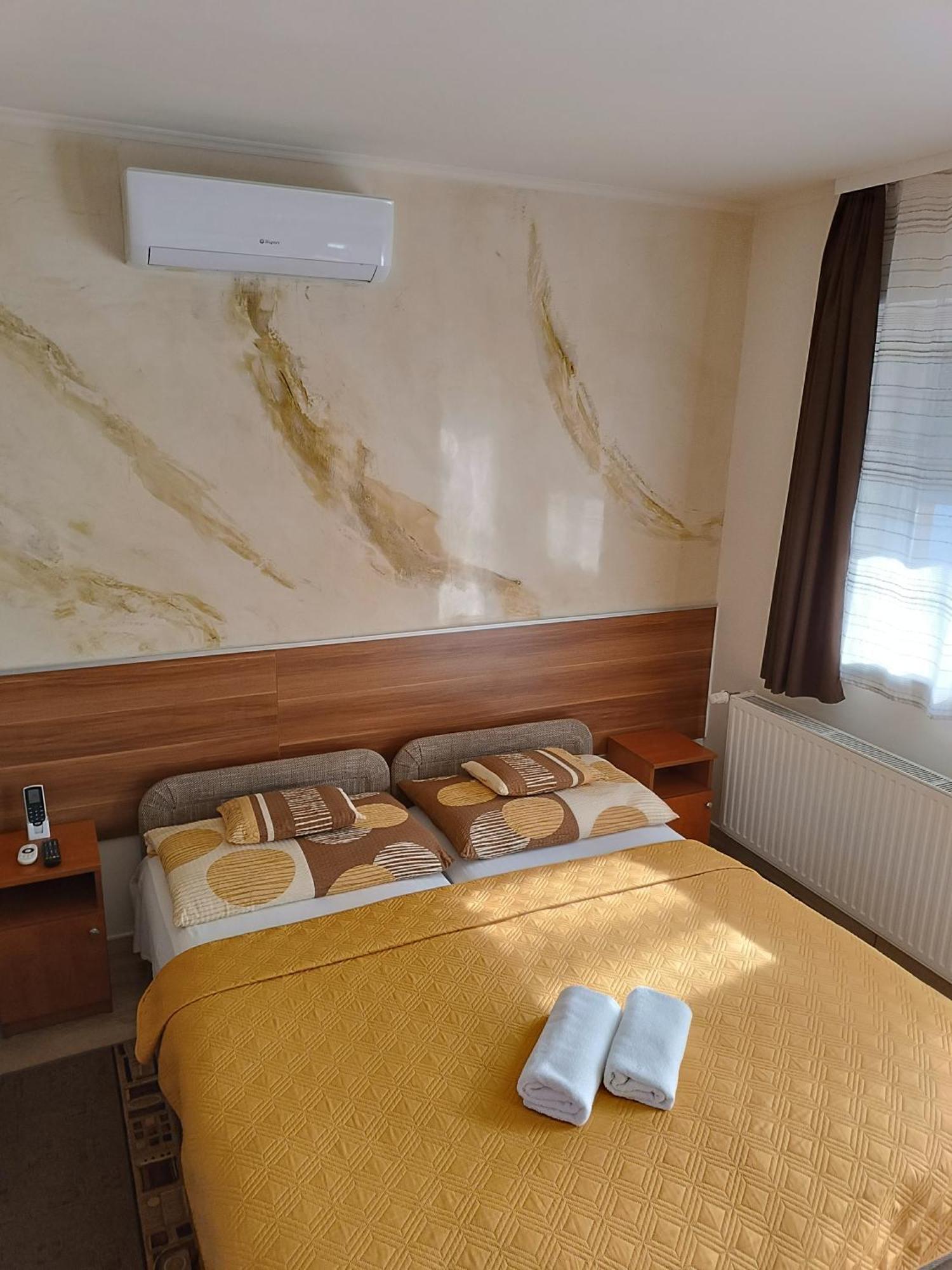 Apartament Boglarka Vendeghaz Mosonmagyaróvár Zewnętrze zdjęcie