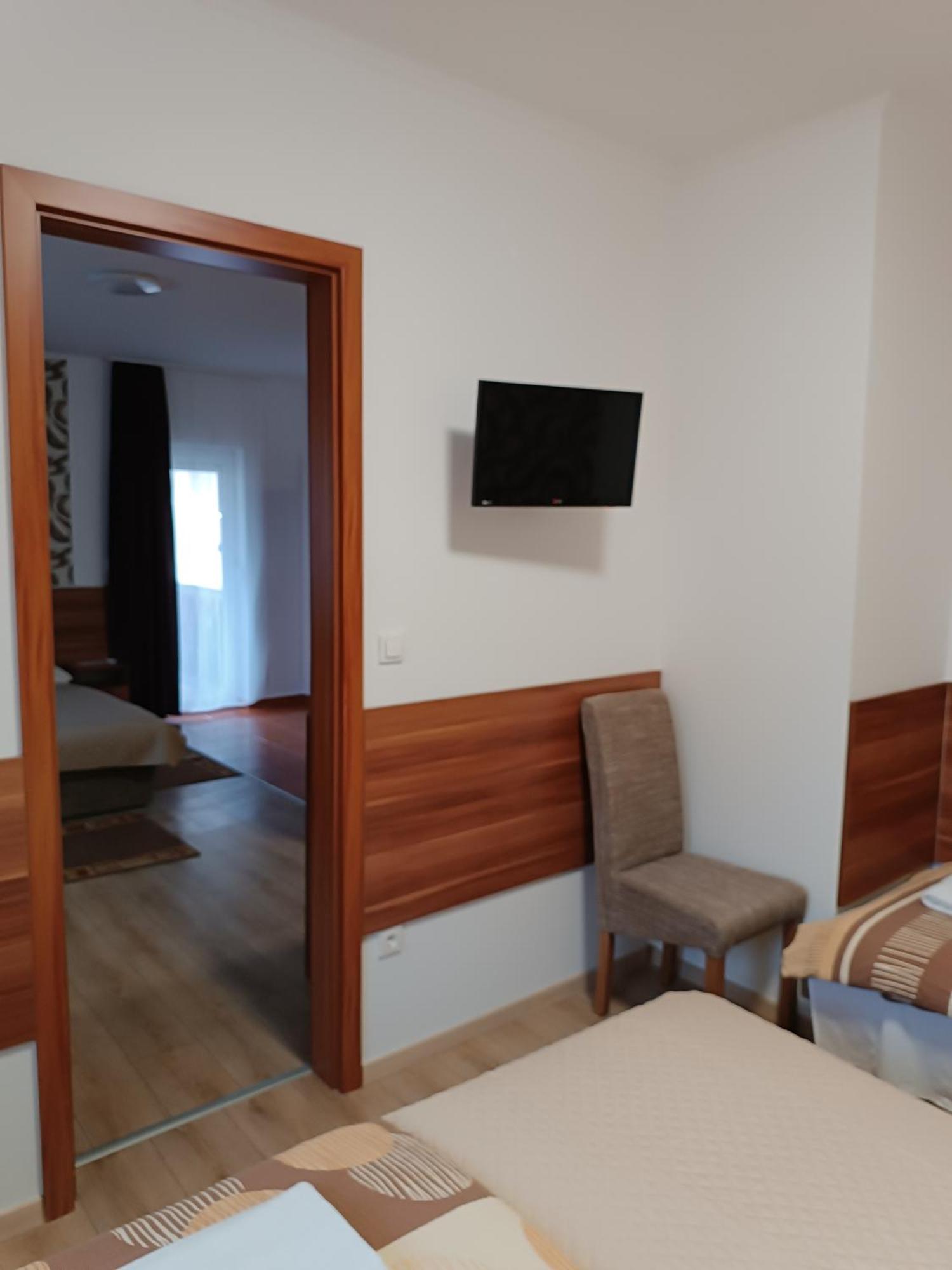 Apartament Boglarka Vendeghaz Mosonmagyaróvár Zewnętrze zdjęcie