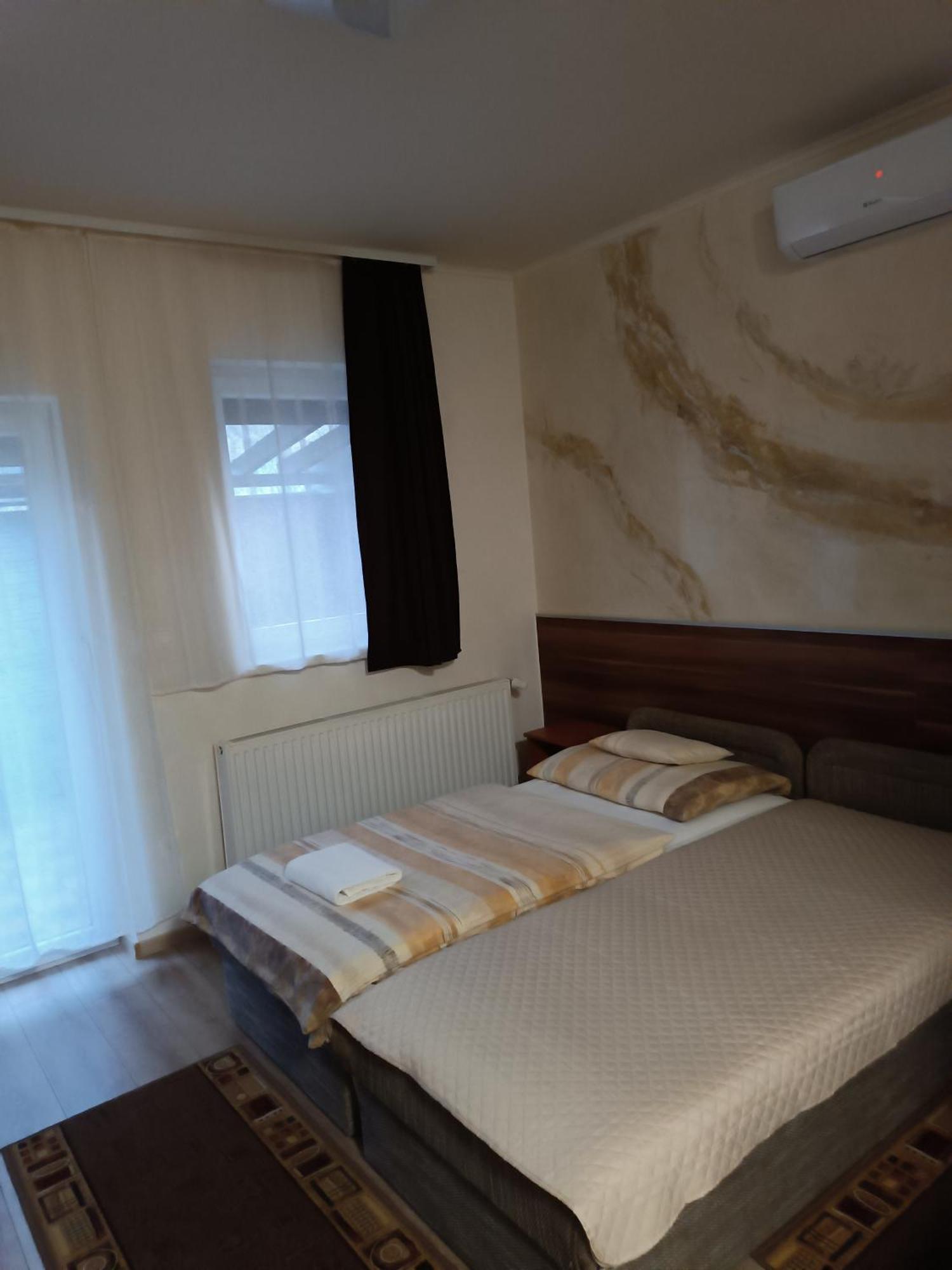 Apartament Boglarka Vendeghaz Mosonmagyaróvár Zewnętrze zdjęcie